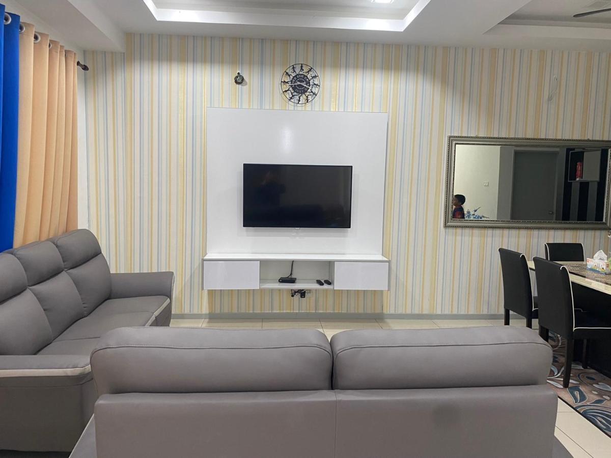 Klia Redza Homestay Kota Warisan Malay Only セパン エクステリア 写真